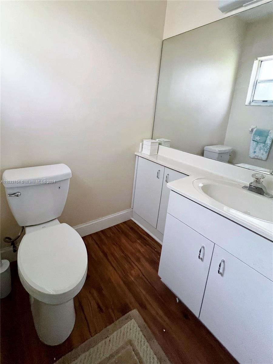 10210 Dolphin Road Cutler Bay, FL 33157 - Photo 22 of 38 Gallery Image 22
