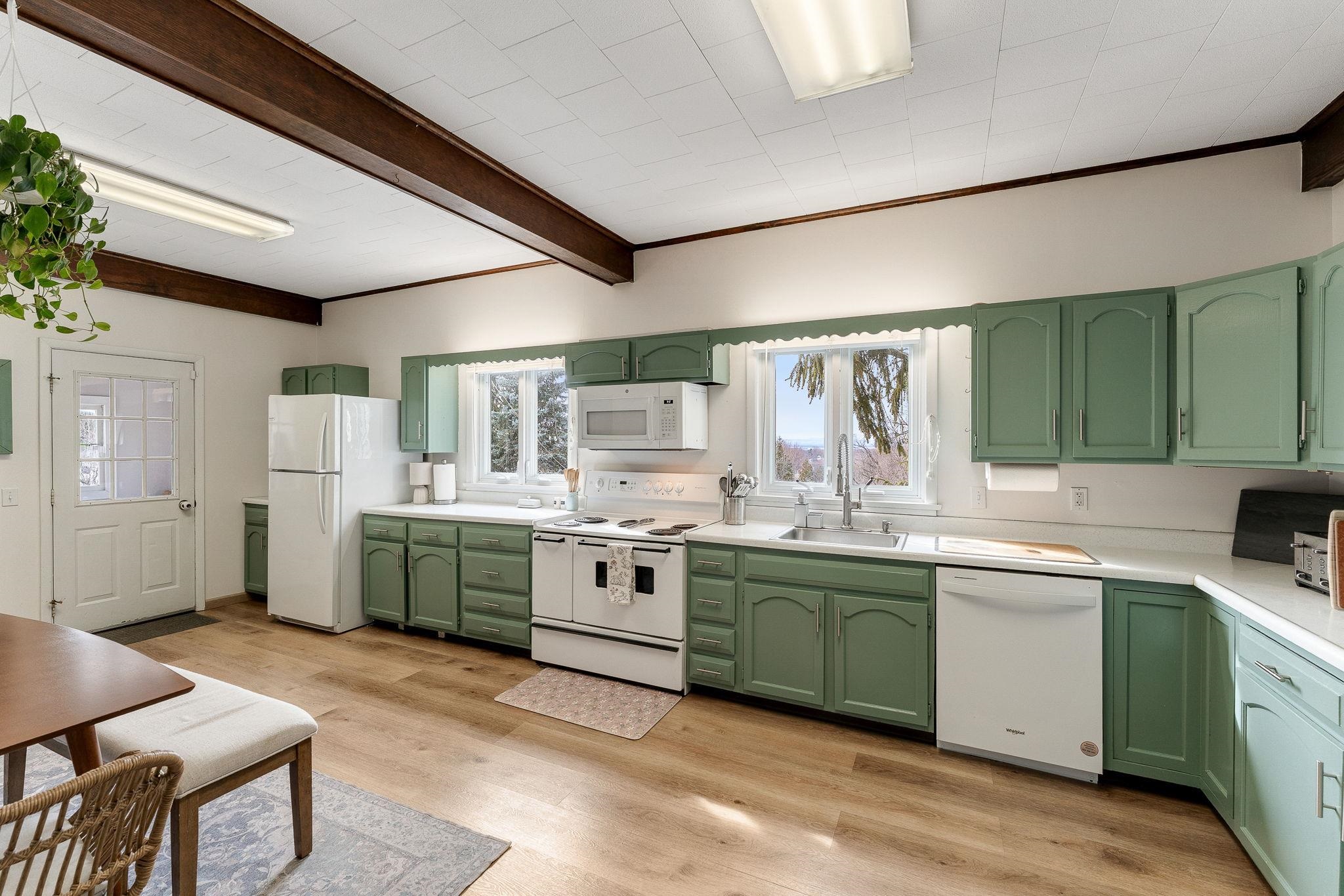 92 High Street St. Albans, VT 05478 - Photo 14 of 53