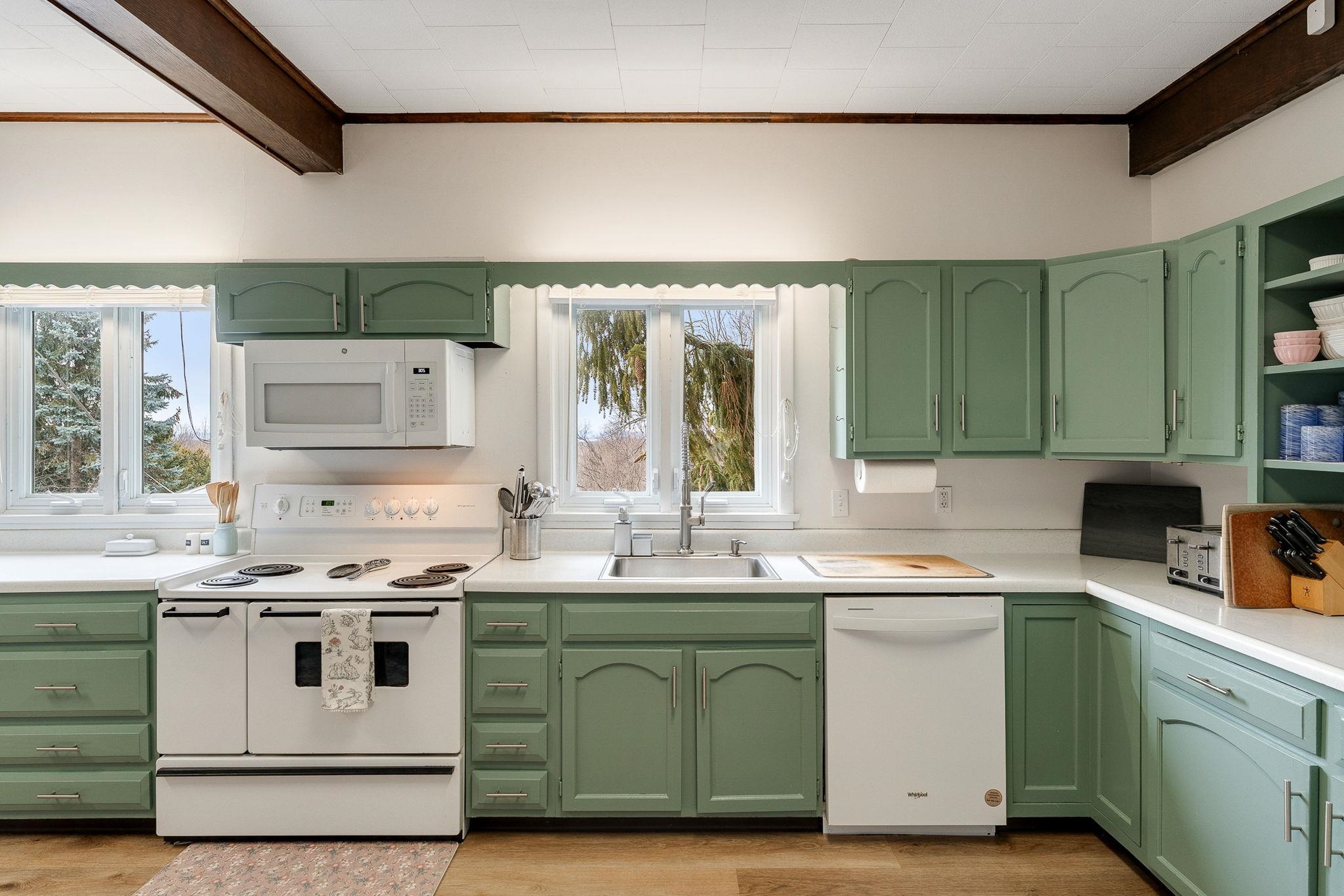 92 High Street St. Albans, VT 05478 - Photo 15 of 53