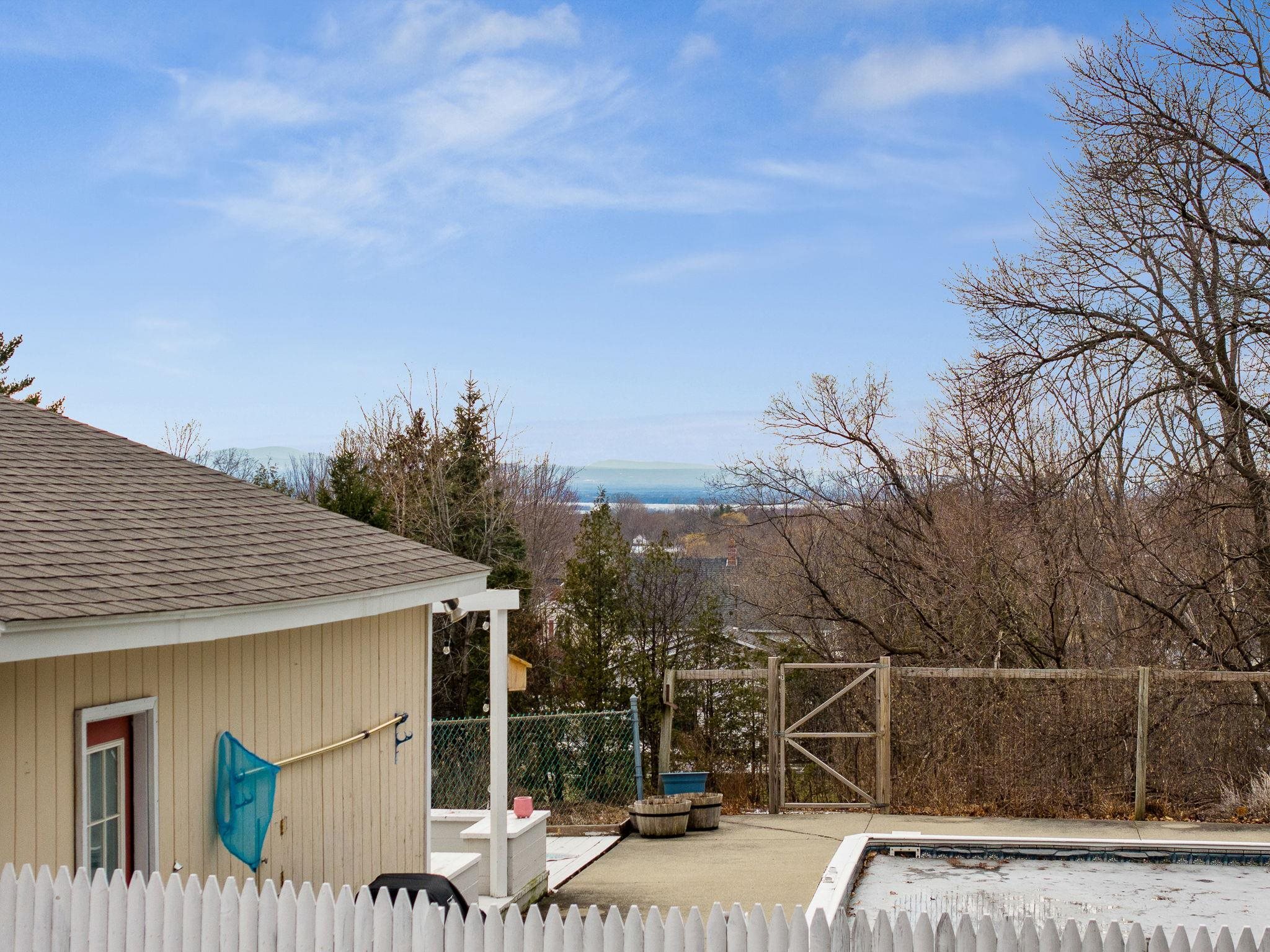92 High Street St. Albans, VT 05478 - Photo 37 of 53
