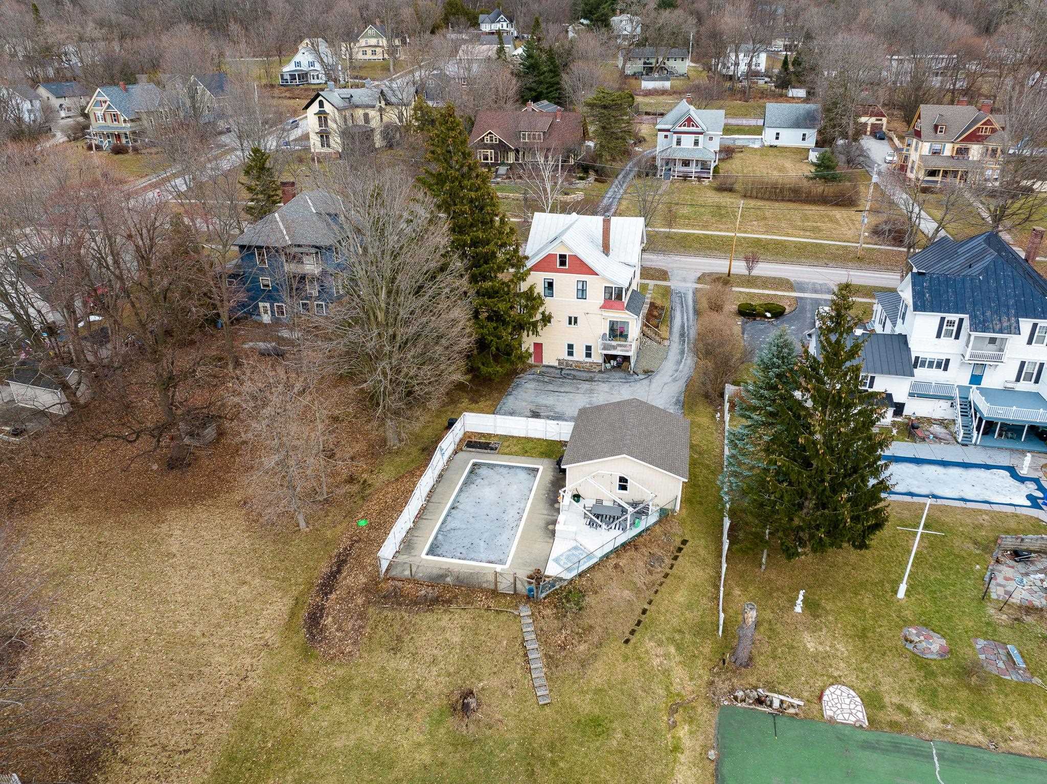 92 High Street St. Albans, VT 05478 - Photo 39 of 53