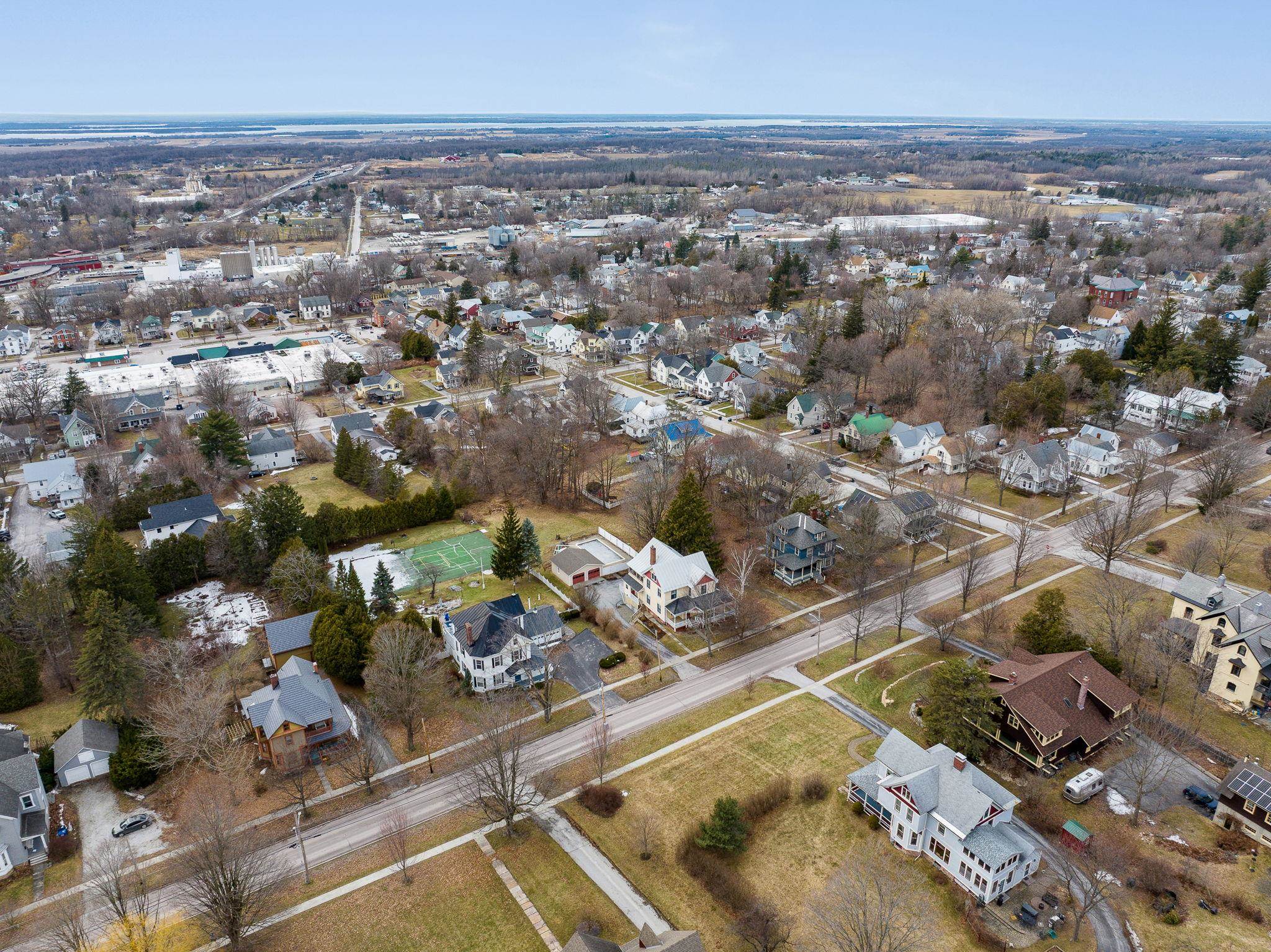 92 High Street St. Albans, VT 05478 - Photo 47 of 53