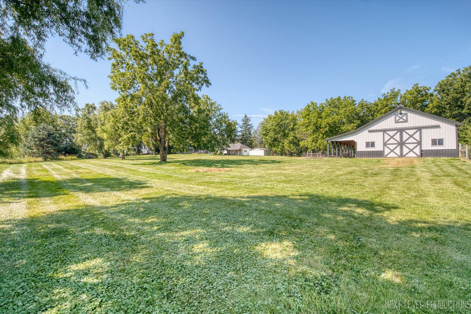 39-w856 McDonald Road Elgin, IL 60124 - Photo 8 of 53
