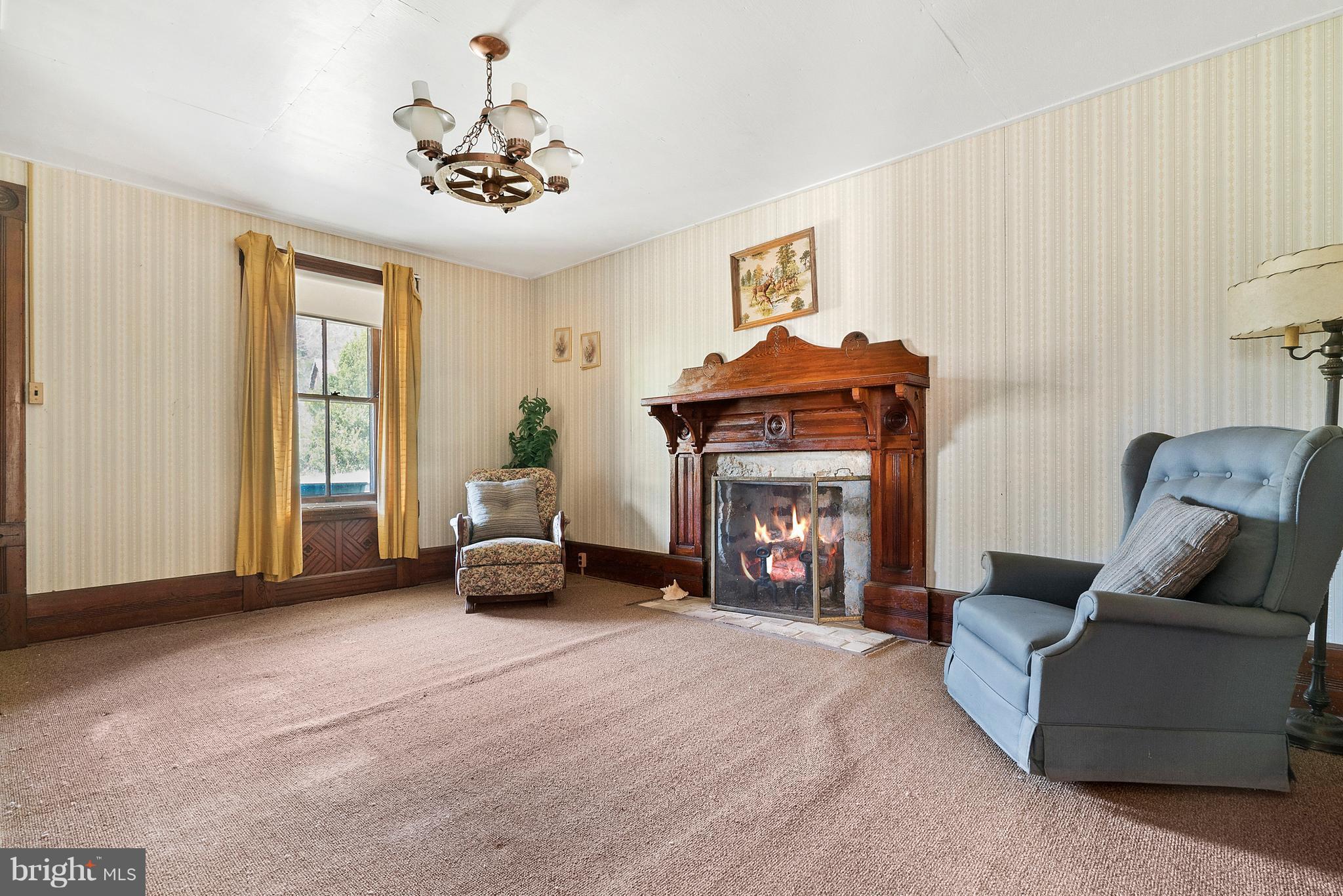 Balkamore Hill Road Stanley, VA 22851 - Photo 23 of 30 Living Room