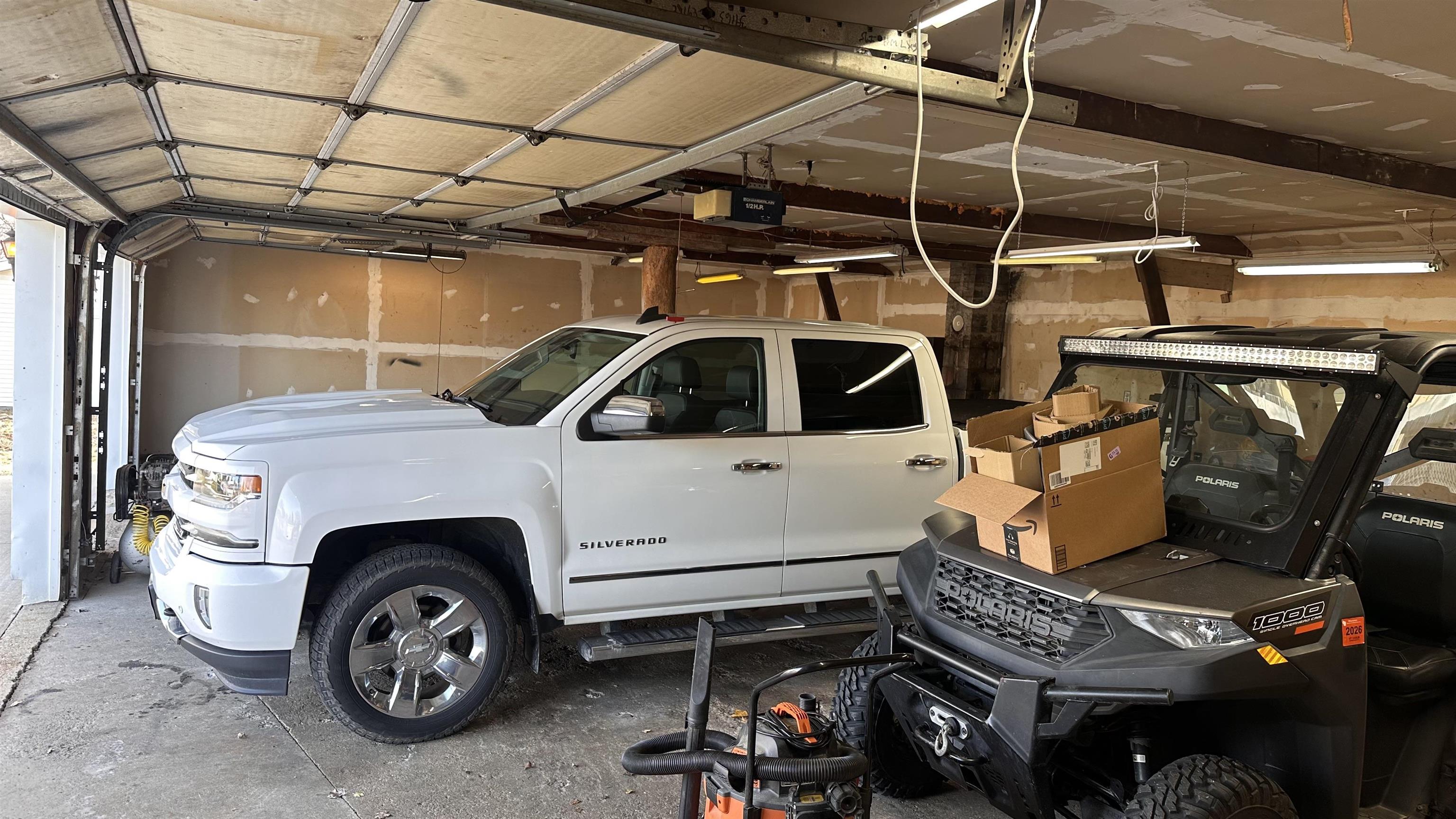 314 Summit Street Pulaski, WI 54162 - Photo 11 of 37