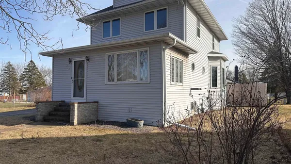 $249,900 | 314 Summit Street, Pulaski, WI 54162