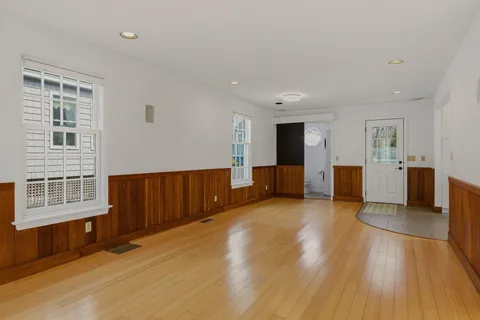 $859,000 | 17 Commercial Street, Kittery, ME 03904