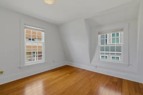 $859,000 | 17 Commercial Street, Kittery, ME 03904