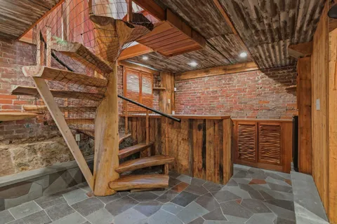 $859,000 | 17 Commercial Street, Kittery, ME 03904