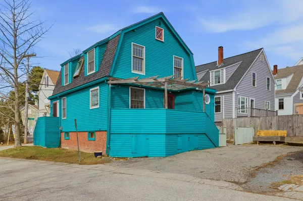 $859,000 | 17 Commercial Street, Kittery, ME 03904