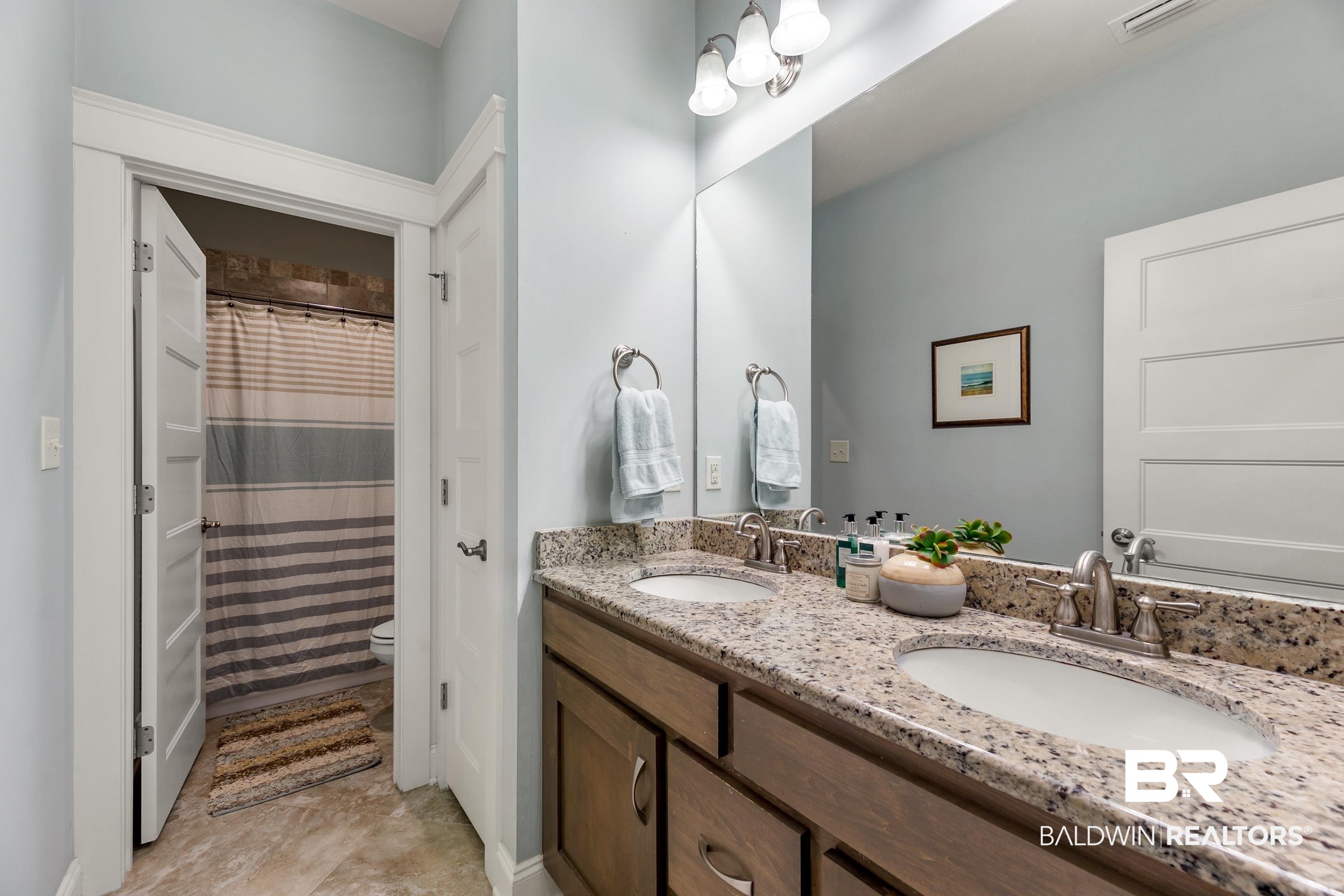7697 Raegan Lane Daphne, AL 36527 - Photo 22 of 35 Hall Bath