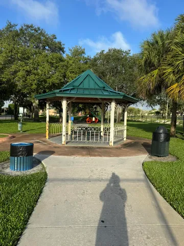 $2,390 | 6031 10th Avenue North, Unit 217, Greenacres, FL 33463