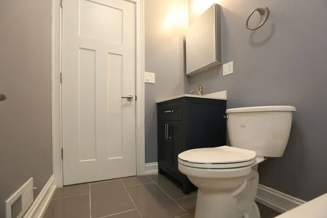 $629,900 | 6243 West Byron Street, Chicago, IL 60634