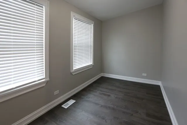 $629,900 | 6243 West Byron Street, Chicago, IL 60634