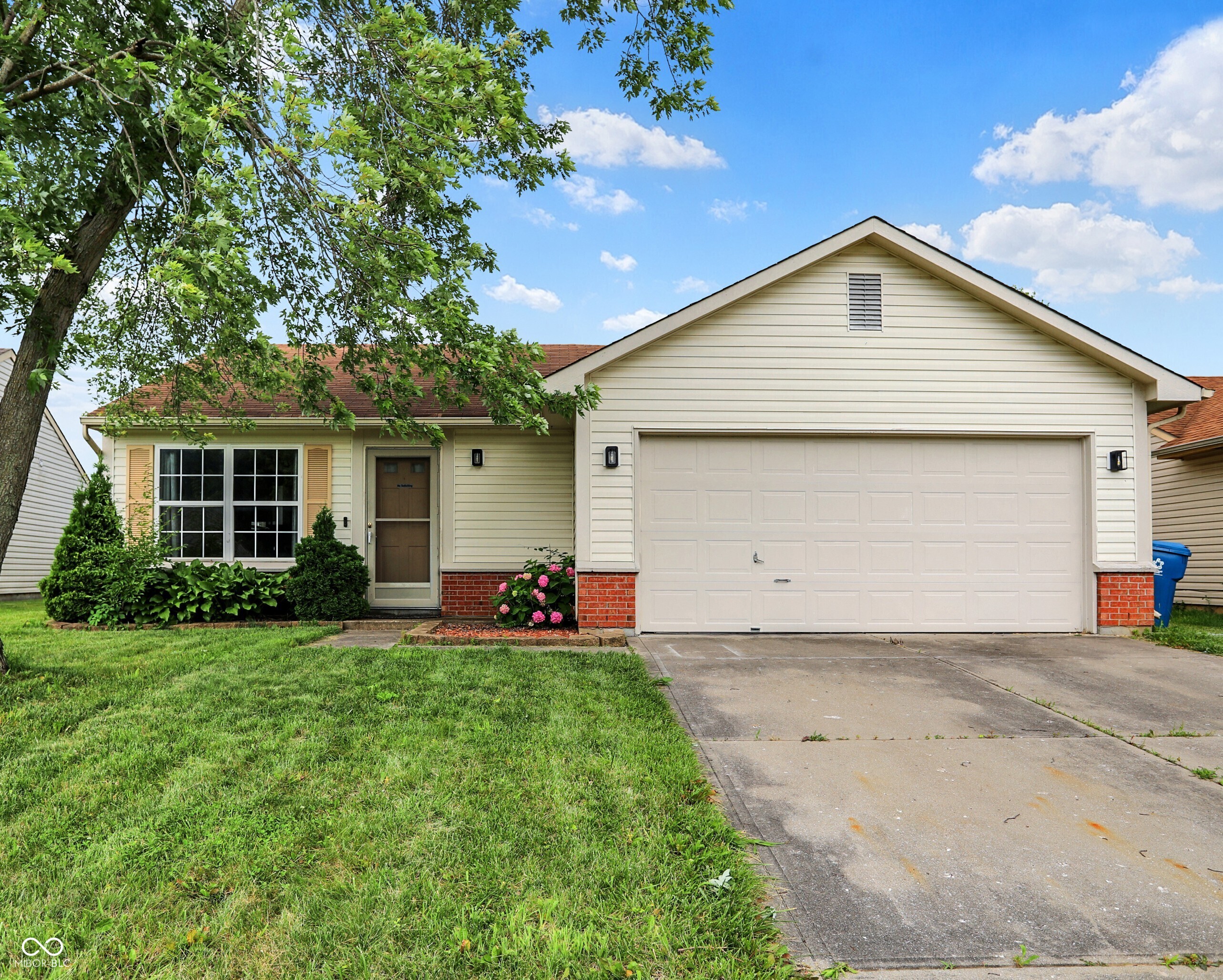 5327 Milhouse Road Indianapolis, IN 46221 - Photo 1 of 15