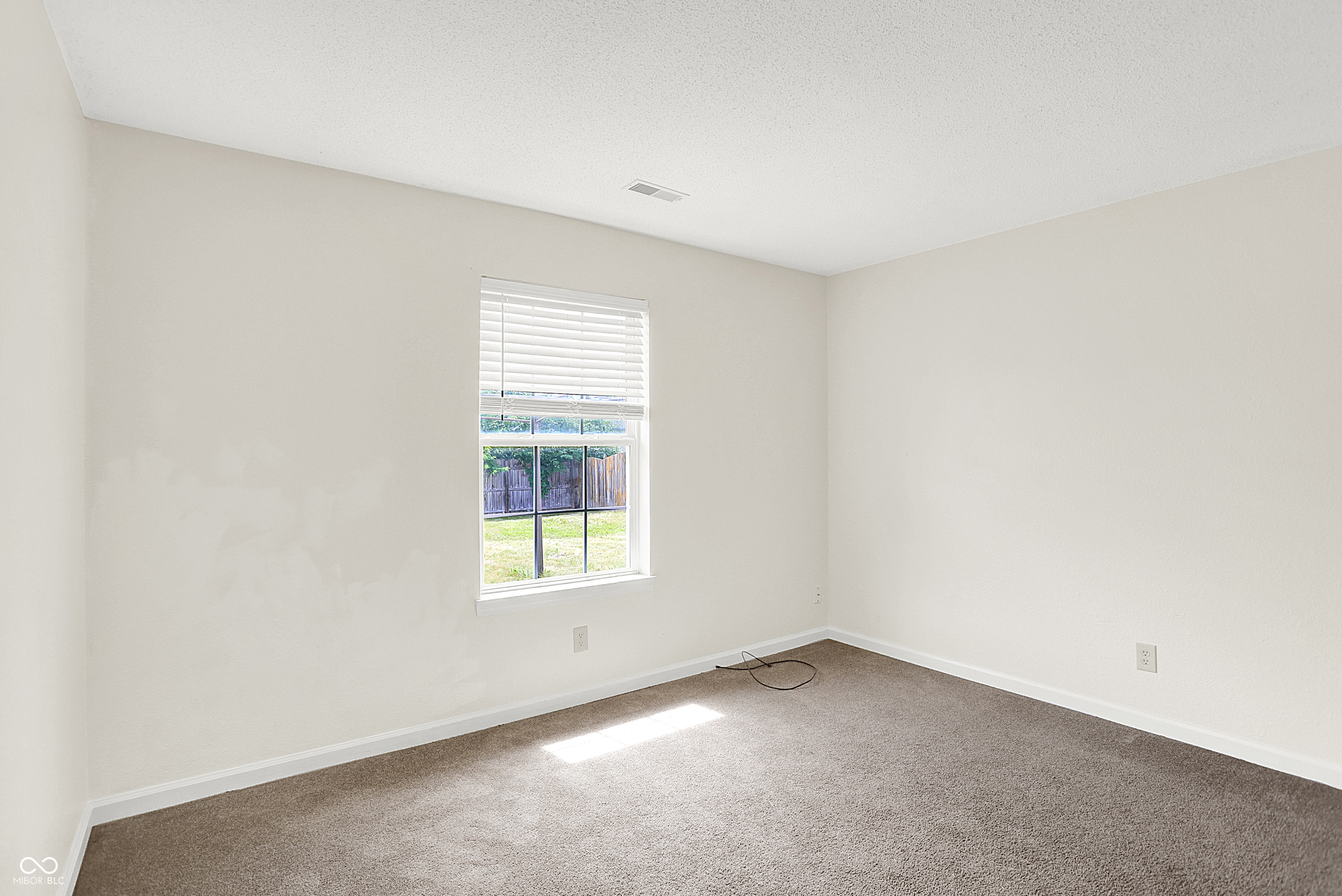 5327 Milhouse Road Indianapolis, IN 46221 - Photo 12 of 15