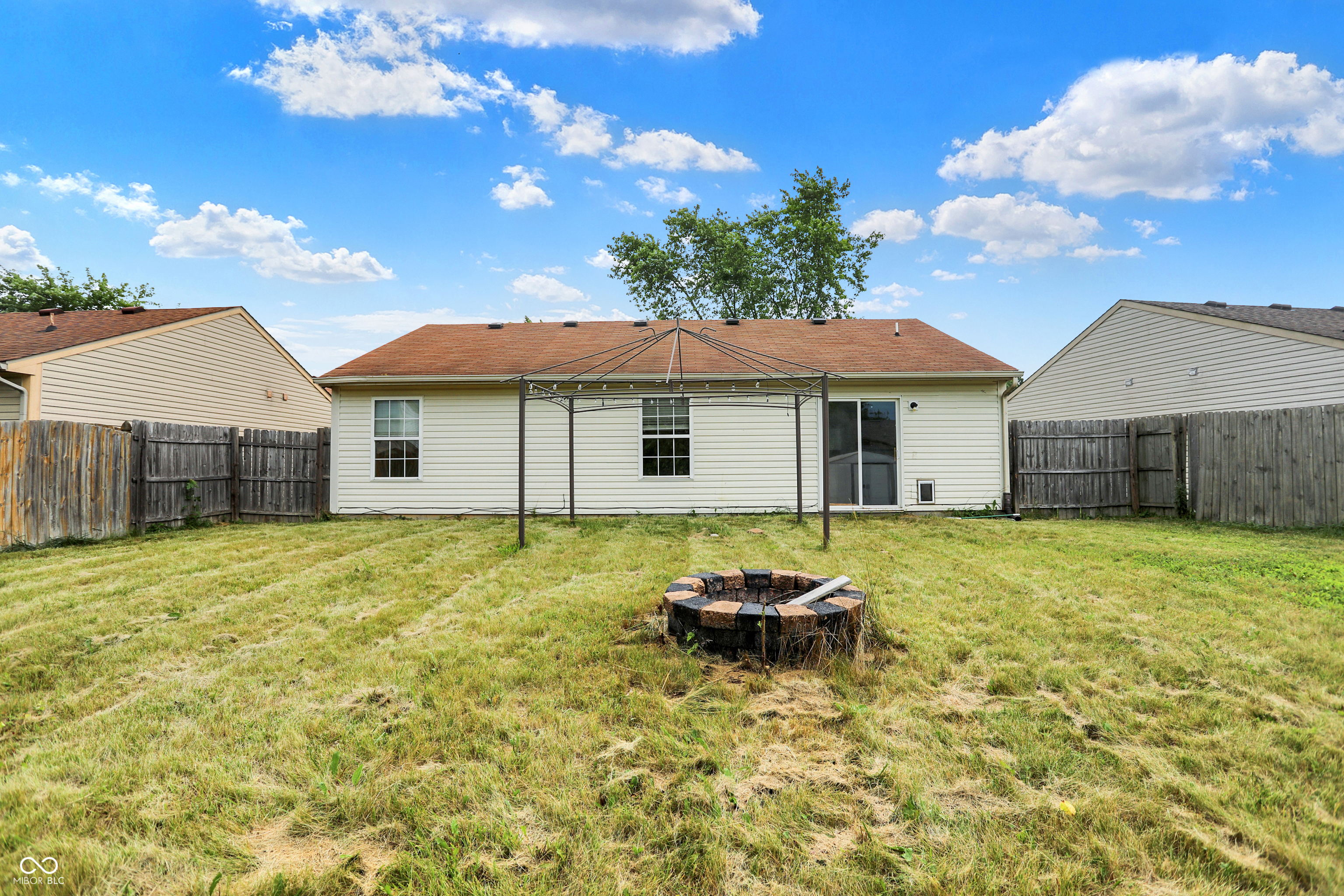 5327 Milhouse Road Indianapolis, IN 46221 - Photo 14 of 15
