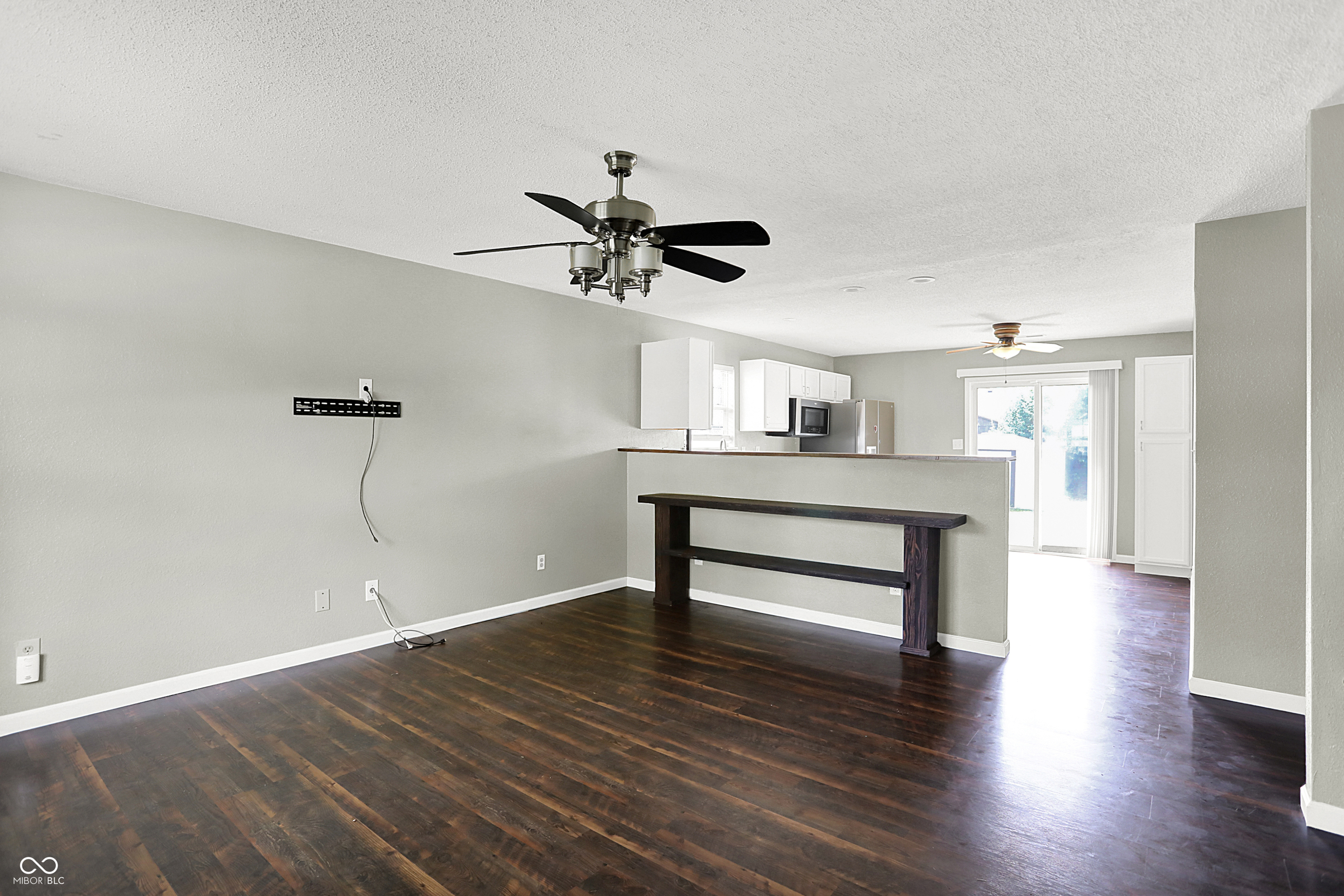 5327 Milhouse Road Indianapolis, IN 46221 - Photo 5 of 15