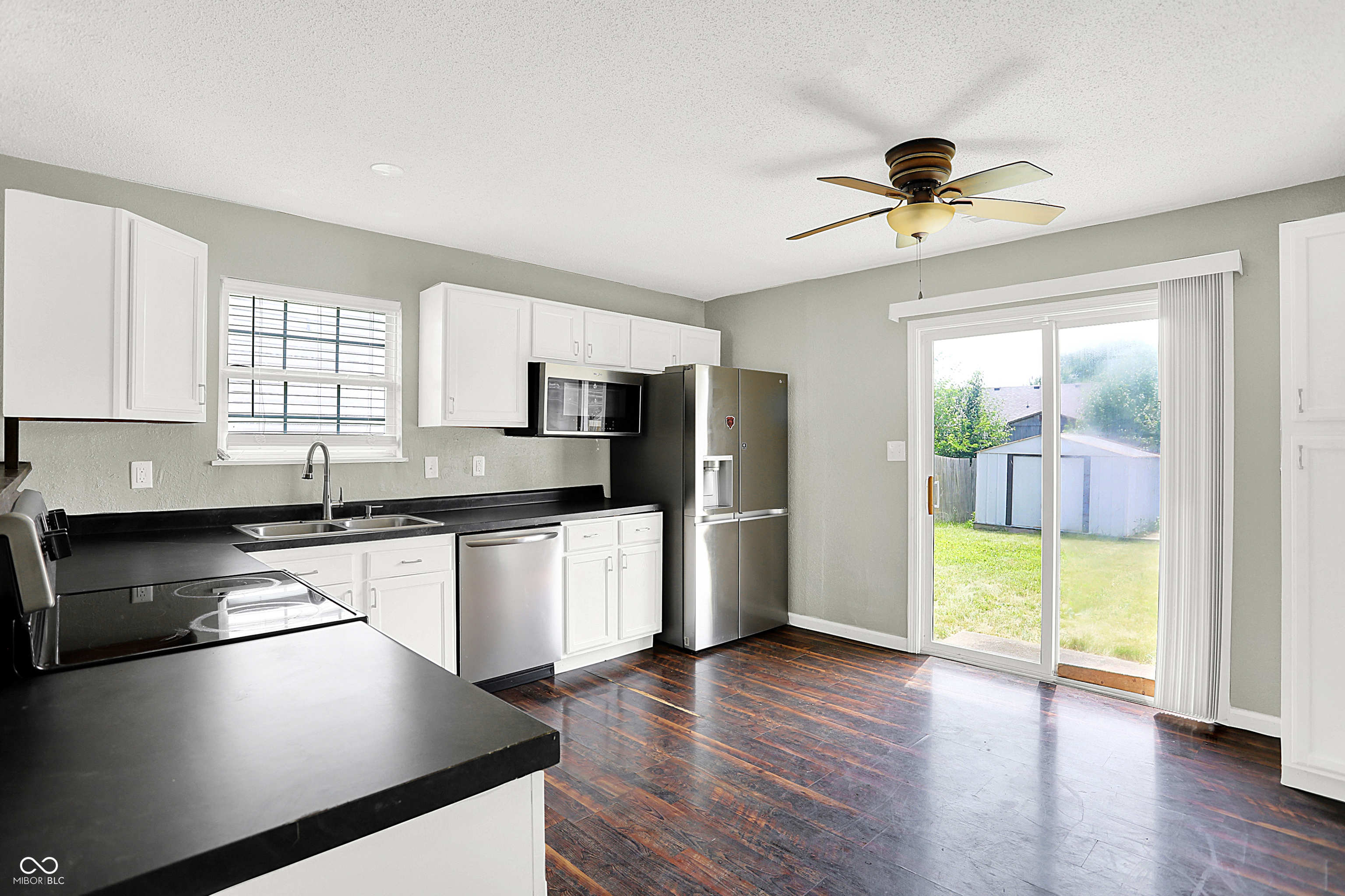 5327 Milhouse Road Indianapolis, IN 46221 - Photo 7 of 15