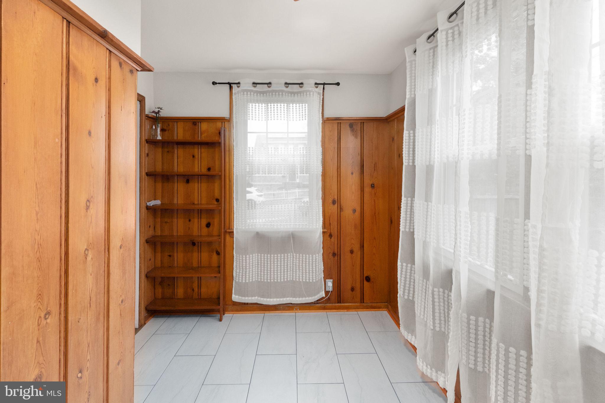 5204 Catalpha Road Baltimore, MD 21214 - Photo 12 of 21 Den / Bonus Room