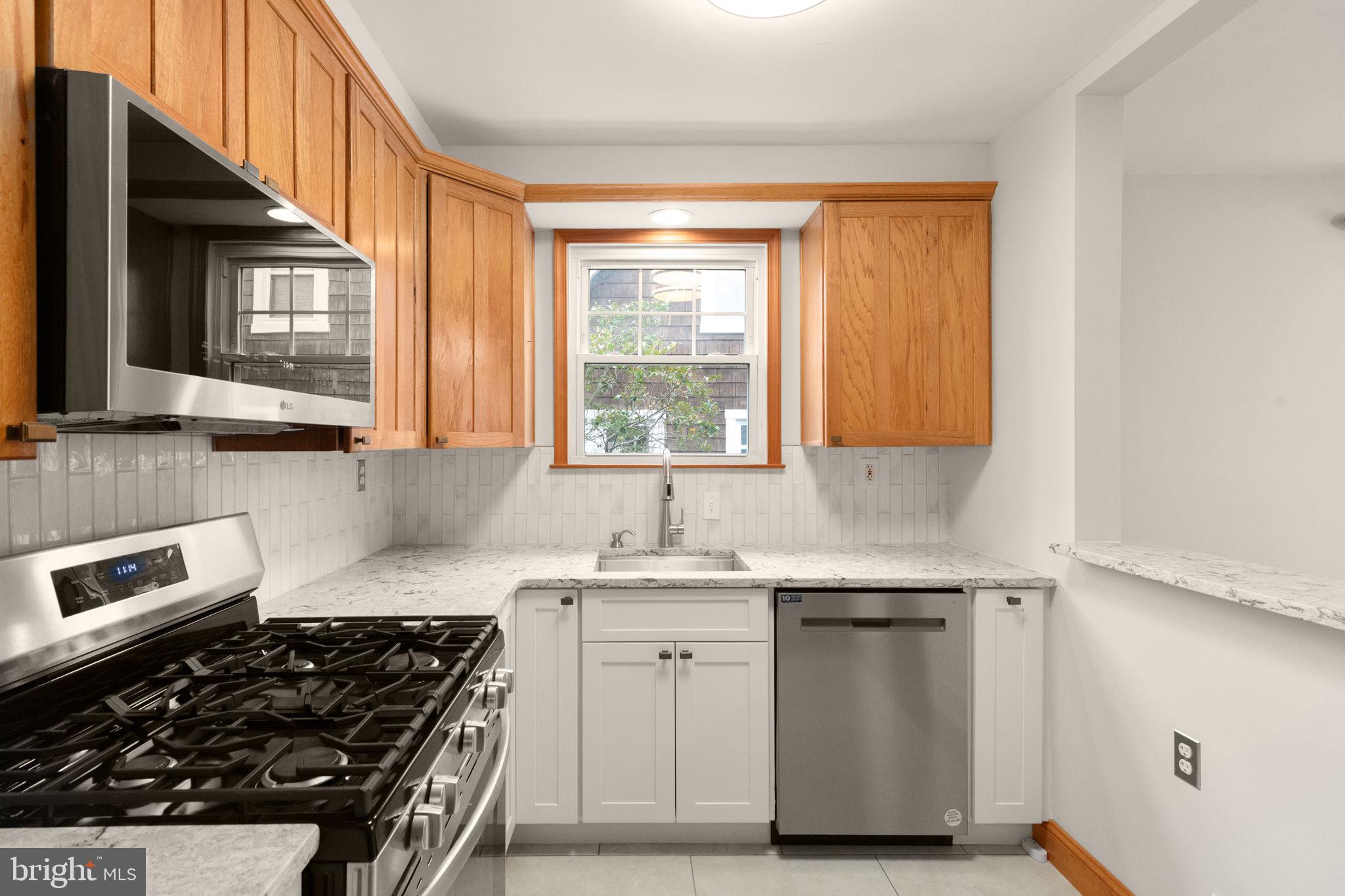5204 Catalpha Road Baltimore, MD 21214 - Photo 3 of 21 New Kitchen