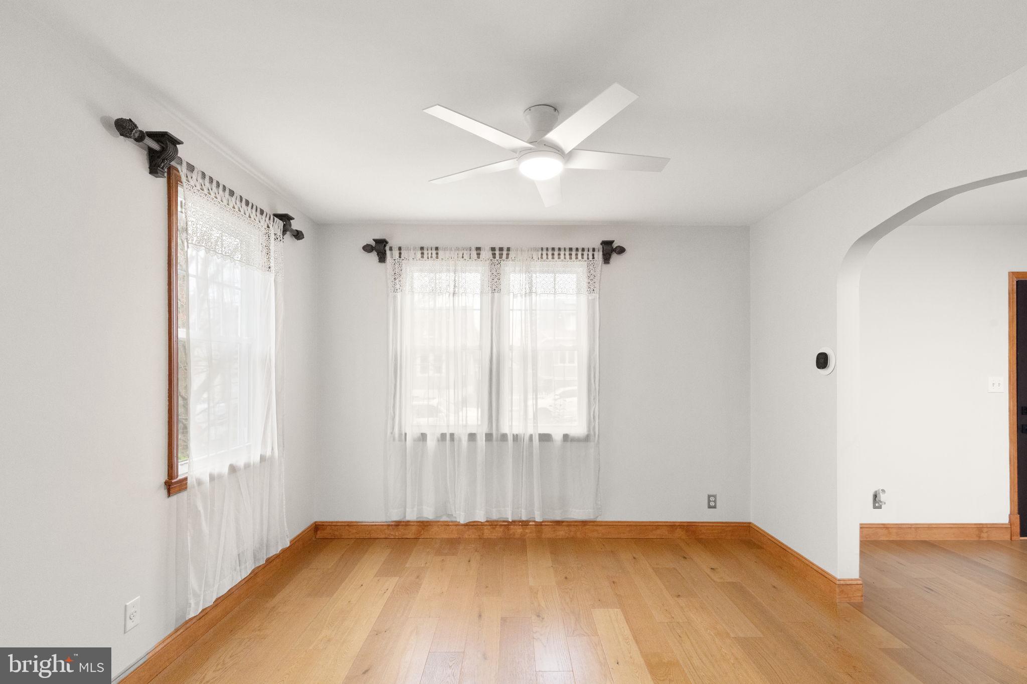 5204 Catalpha Road Baltimore, MD 21214 - Photo 10 of 21 Dining Room