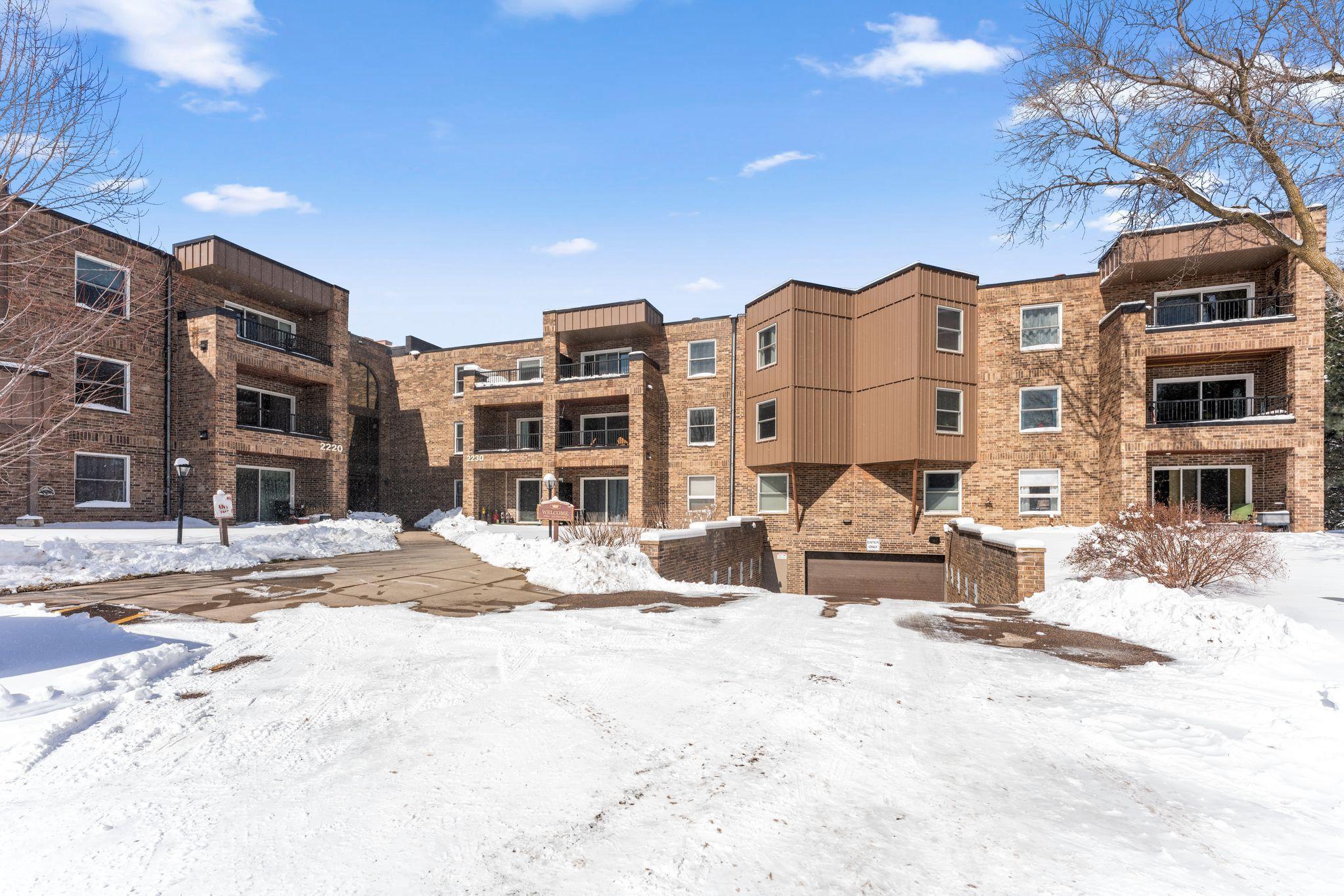2220 Midland Grove Road, Unit 112 Roseville, MN 55113 - Photo 1 of 1 Gallery Image 1