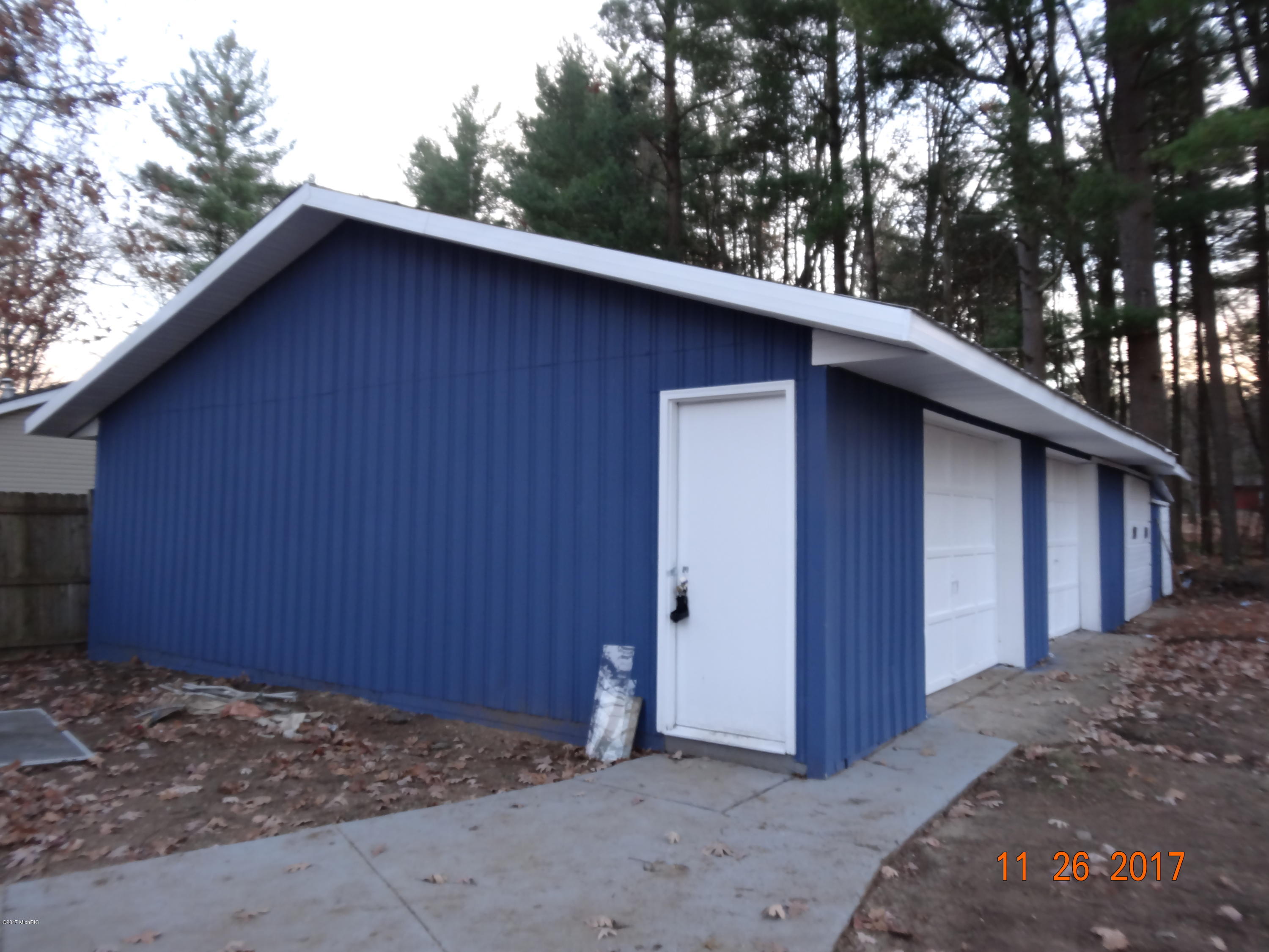 941 East Sidney Road Stanton, MI 48888 - Photo 13 of 46 941 & 929 E Sidney outside pictures 042