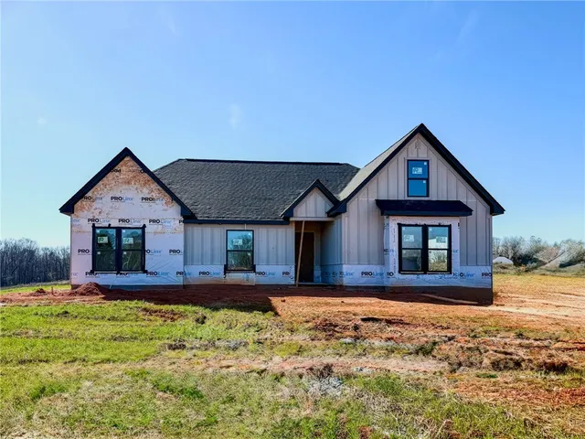 $499,900 | 1615 Old Dobbins Bridge Road, Townville, SC 29689