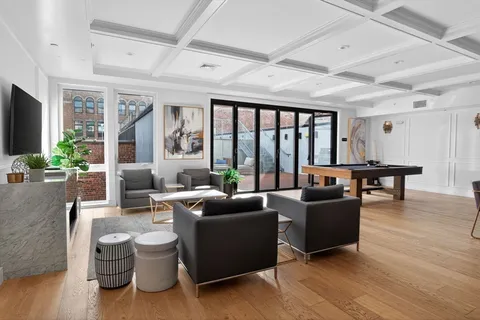 $899,000 | 420 West Broadway, Unit 409, Boston, MA 02127