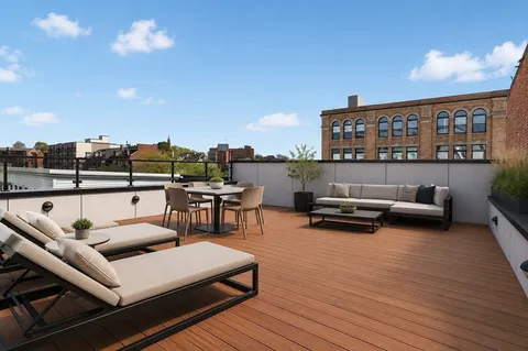 $899,000 | 420 West Broadway, Unit 409, Boston, MA 02127