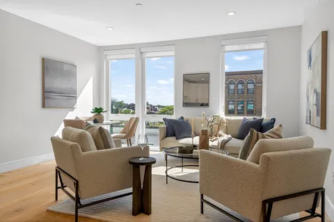 $899,000 | 420 West Broadway, Unit 409, Boston, MA 02127