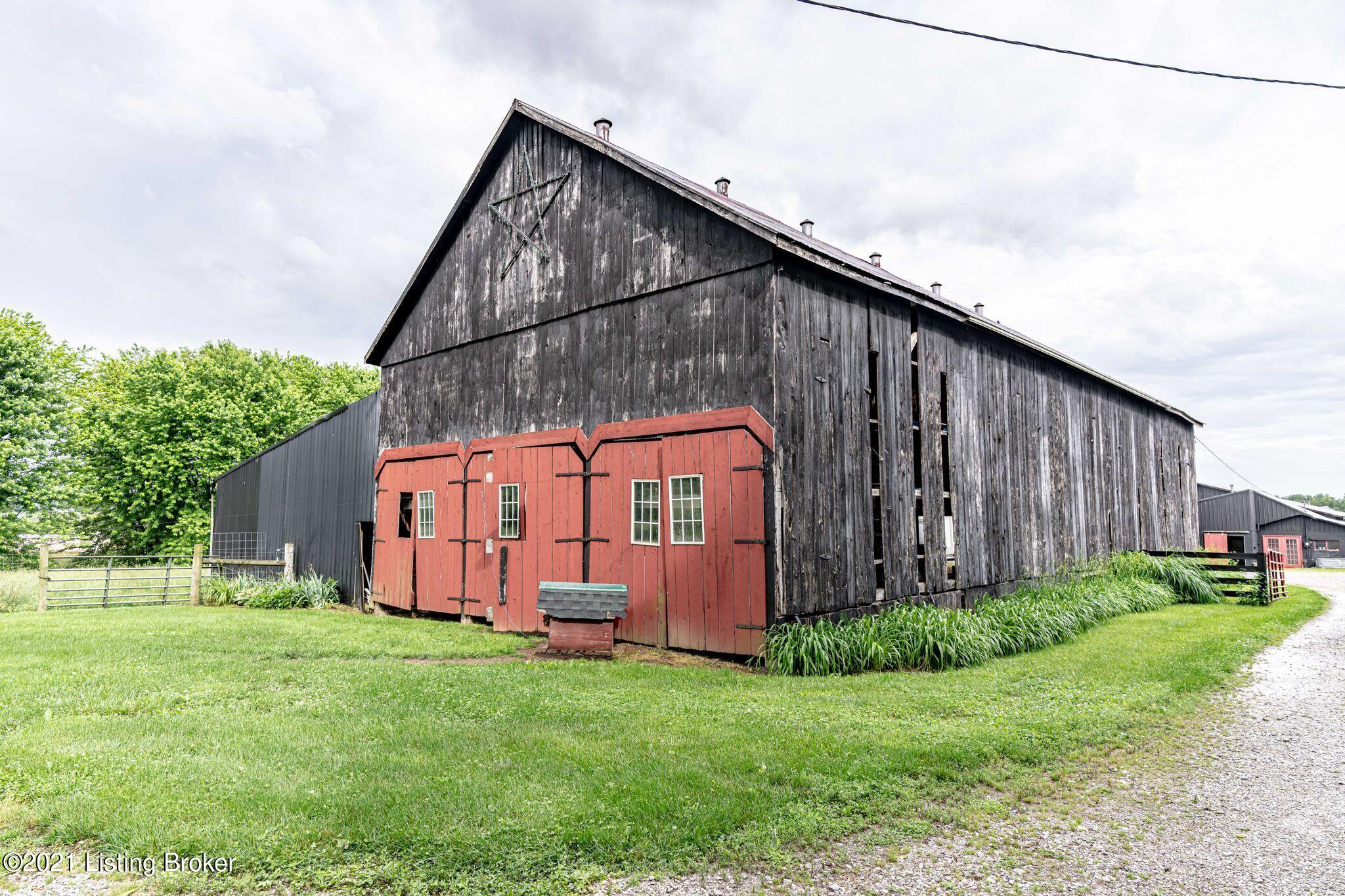 6843 Vigo Road Bagdad, KY 40003 - Photo 40 of 50 Barn