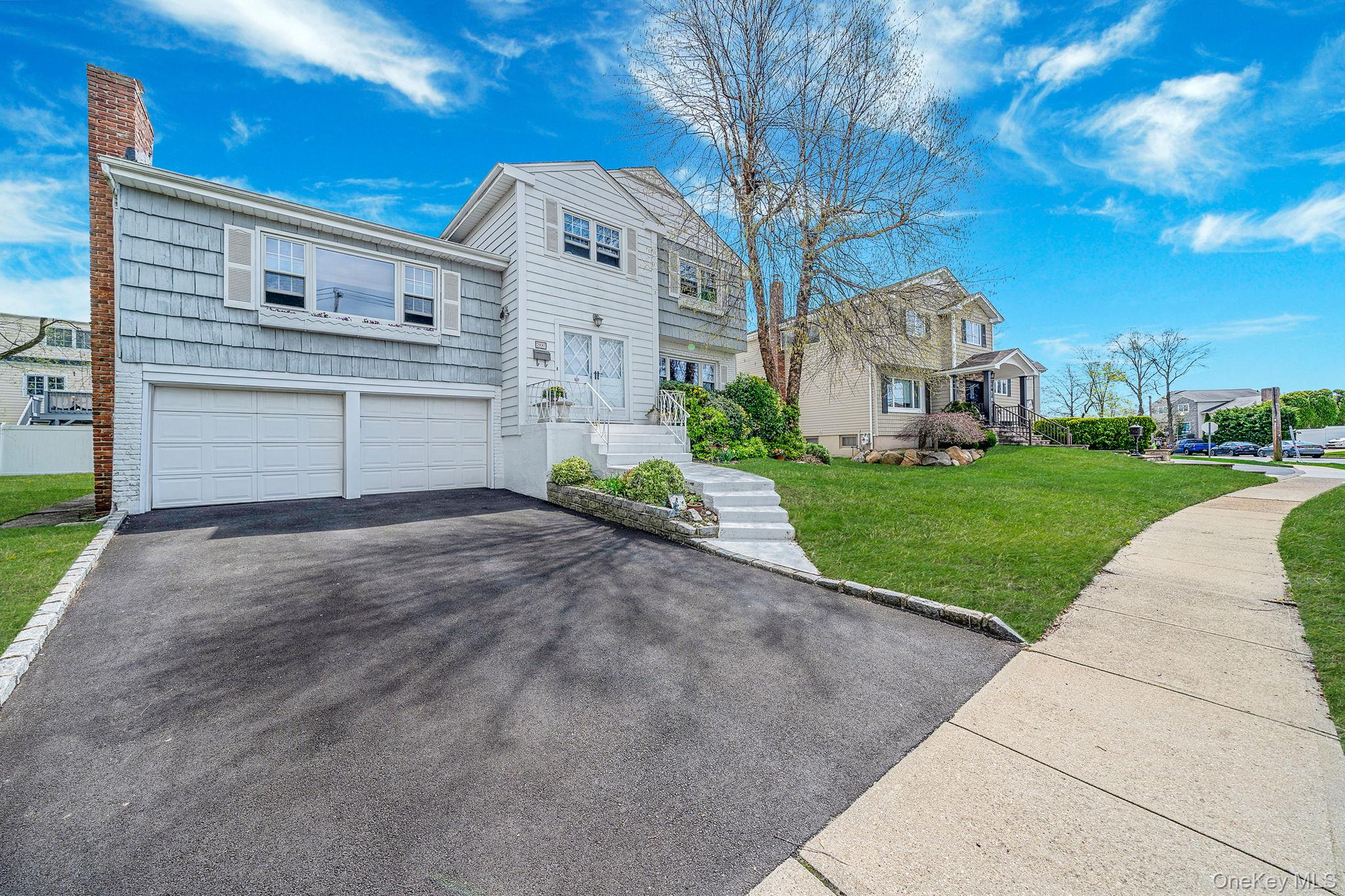 2897 Wynsum Avenue Merrick, NY 11566 - Photo 2 of 31