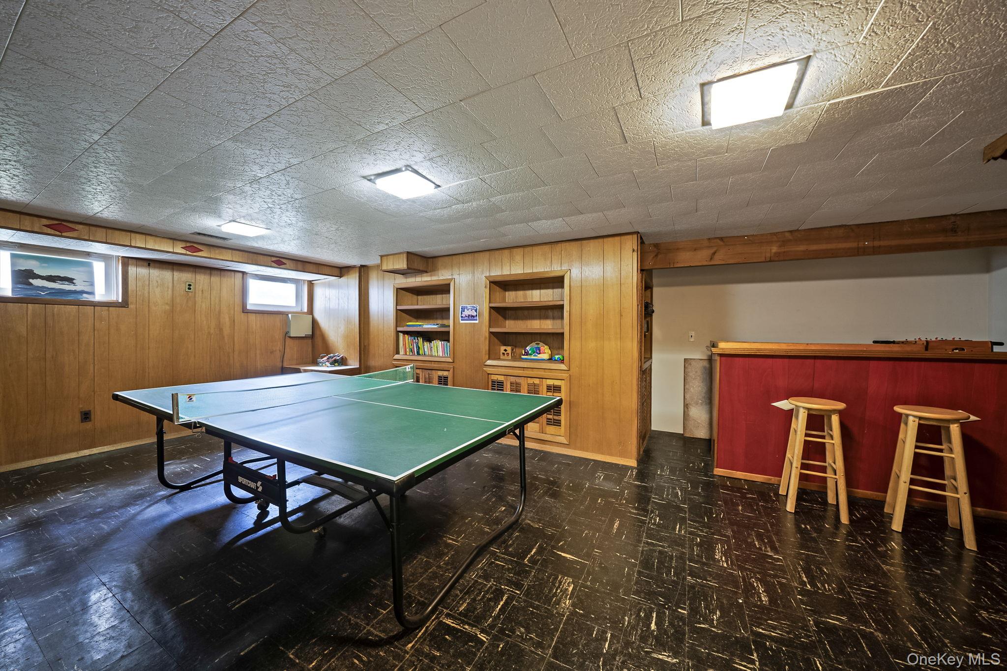 2897 Wynsum Avenue Merrick, NY 11566 - Photo 21 of 31