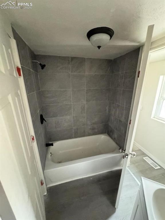 702 Rice Avenue La Junta, CO 81050 - Photo 7 of 9