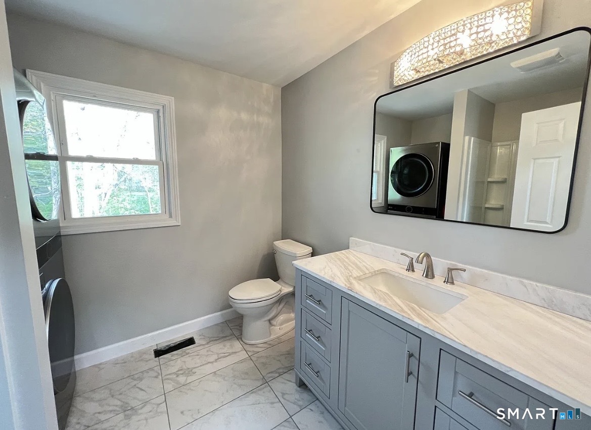 270 R East Street Plainville, CT 06062 - Photo 15 of 34 Completely Remodeled!