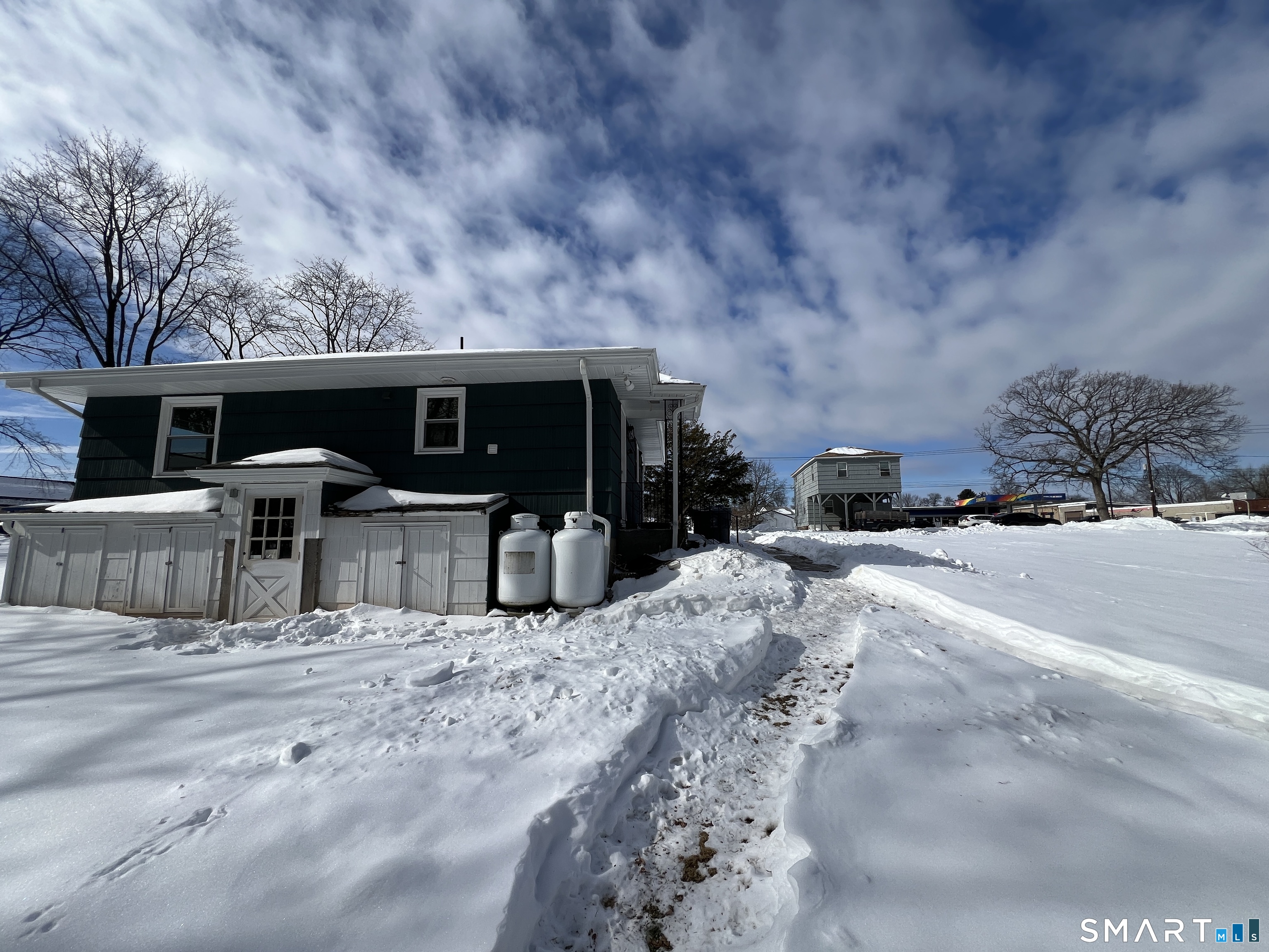 270 R East Street Plainville, CT 06062 - Photo 23 of 28 Back of 270 East Rear