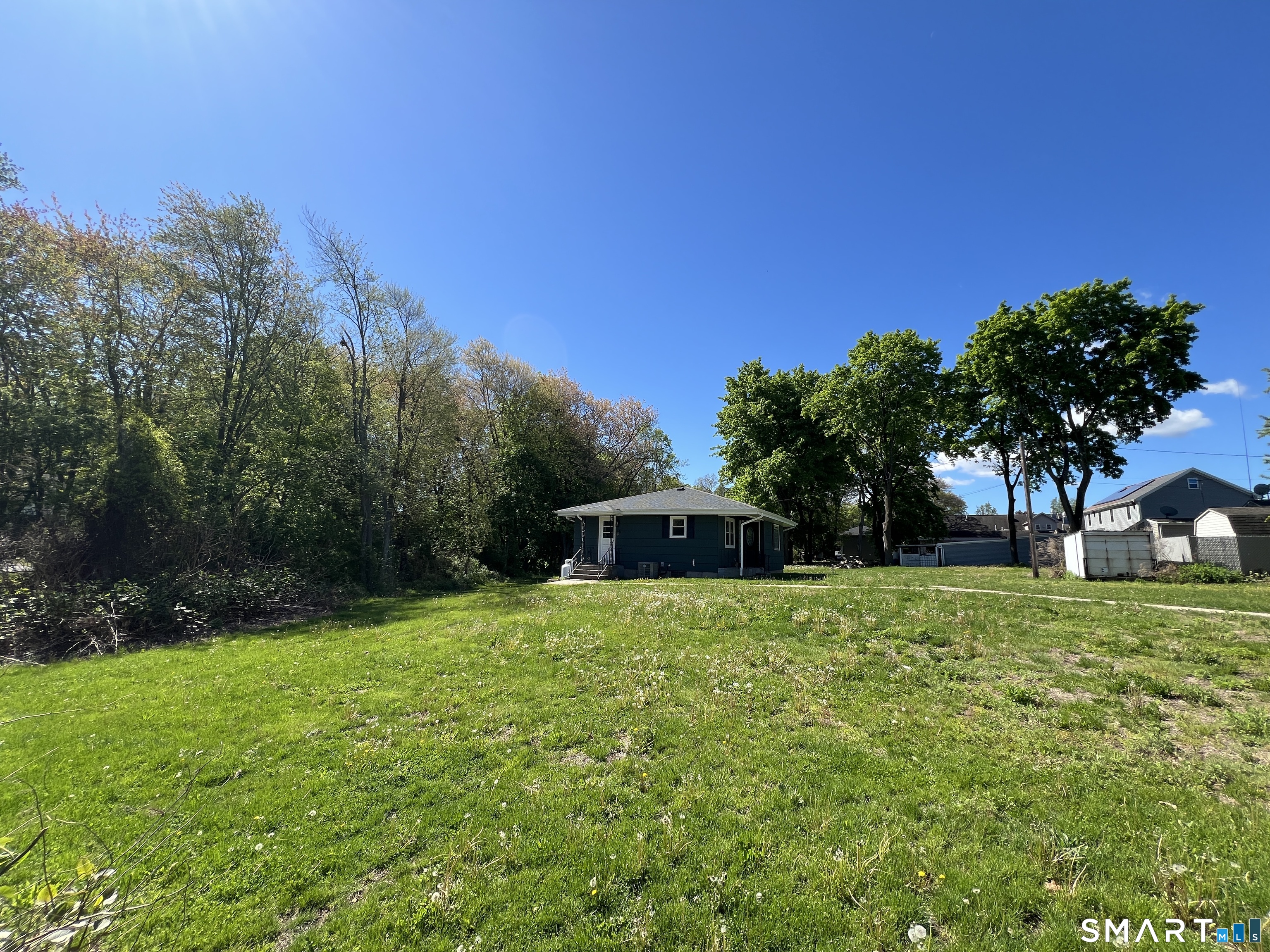 270 R East Street Plainville, CT 06062 - Photo 25 of 34