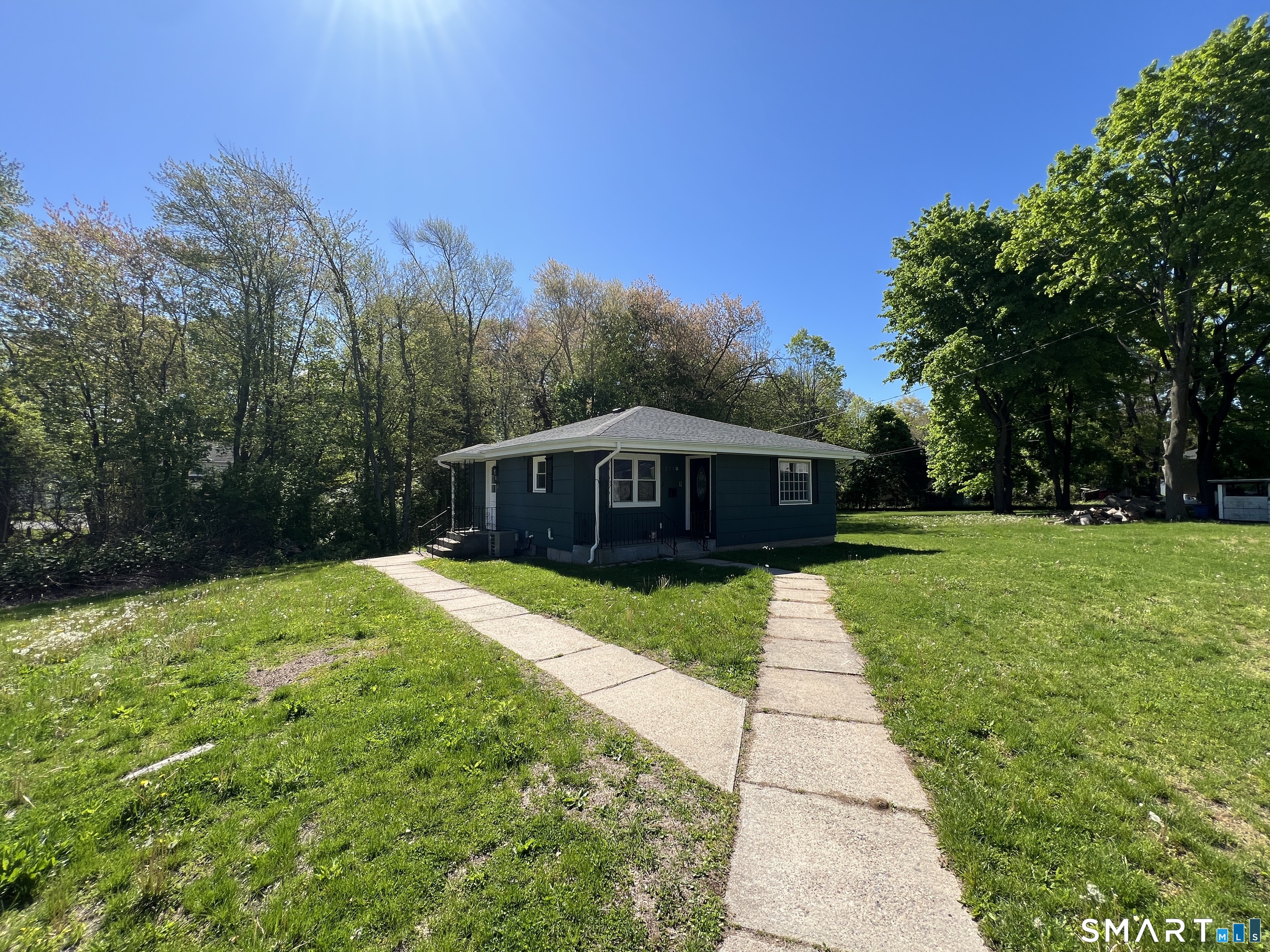 270 R East Street Plainville, CT 06062 - Photo 3 of 34
