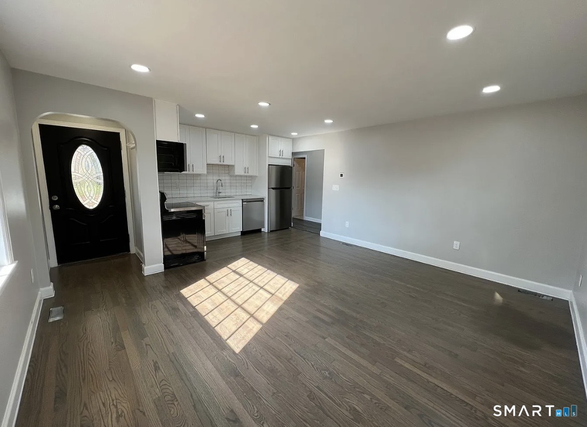 270 R East Street Plainville, CT 06062 - Photo 5 of 28 a view of kitchen with stove and cabinets