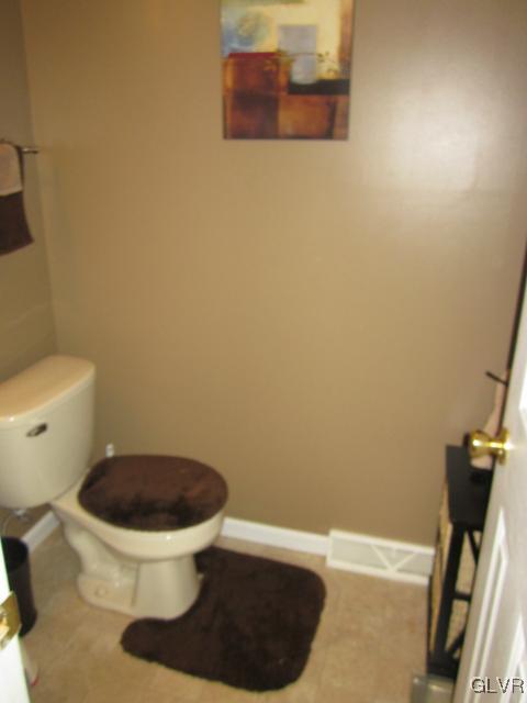 1216 Old Gate Road Northampton, PA 18067 - Photo 8 of 9 Gallery Image 8