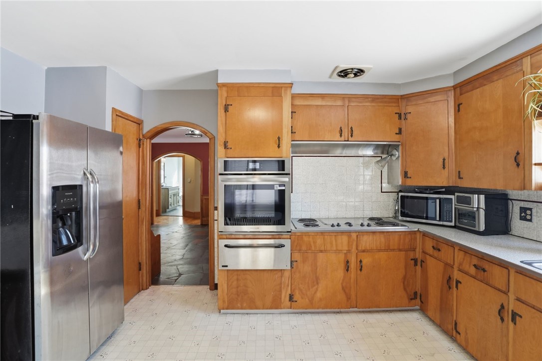 48 Rowley Street Providence, RI 02909 - Photo 14 of 42