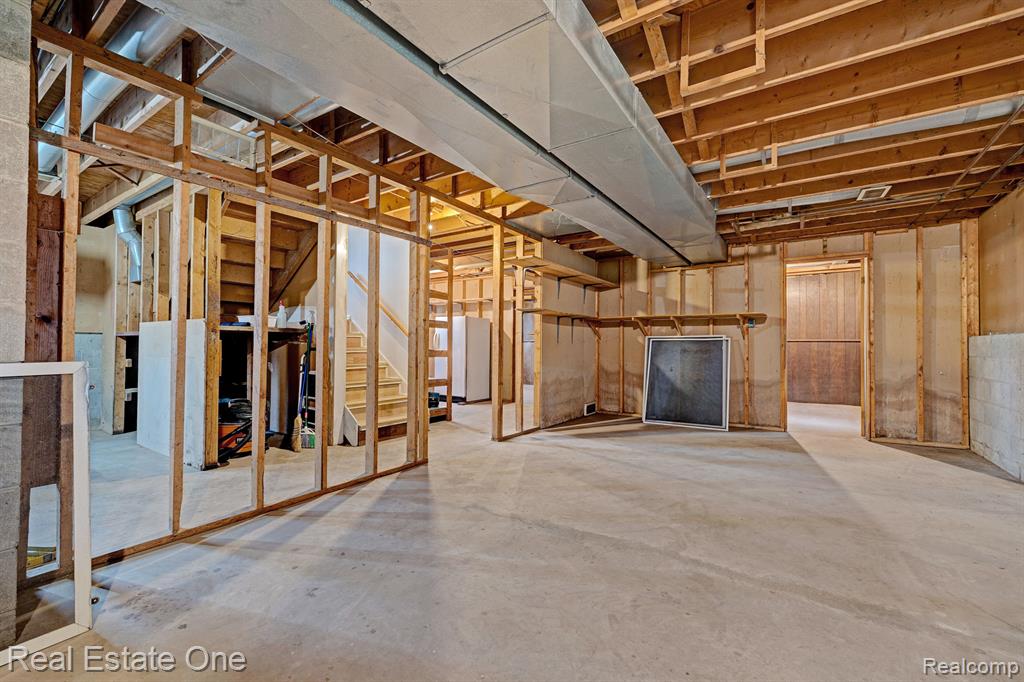 2175 Vernor Road Lapeer, MI 48446 - Photo 26 of 51