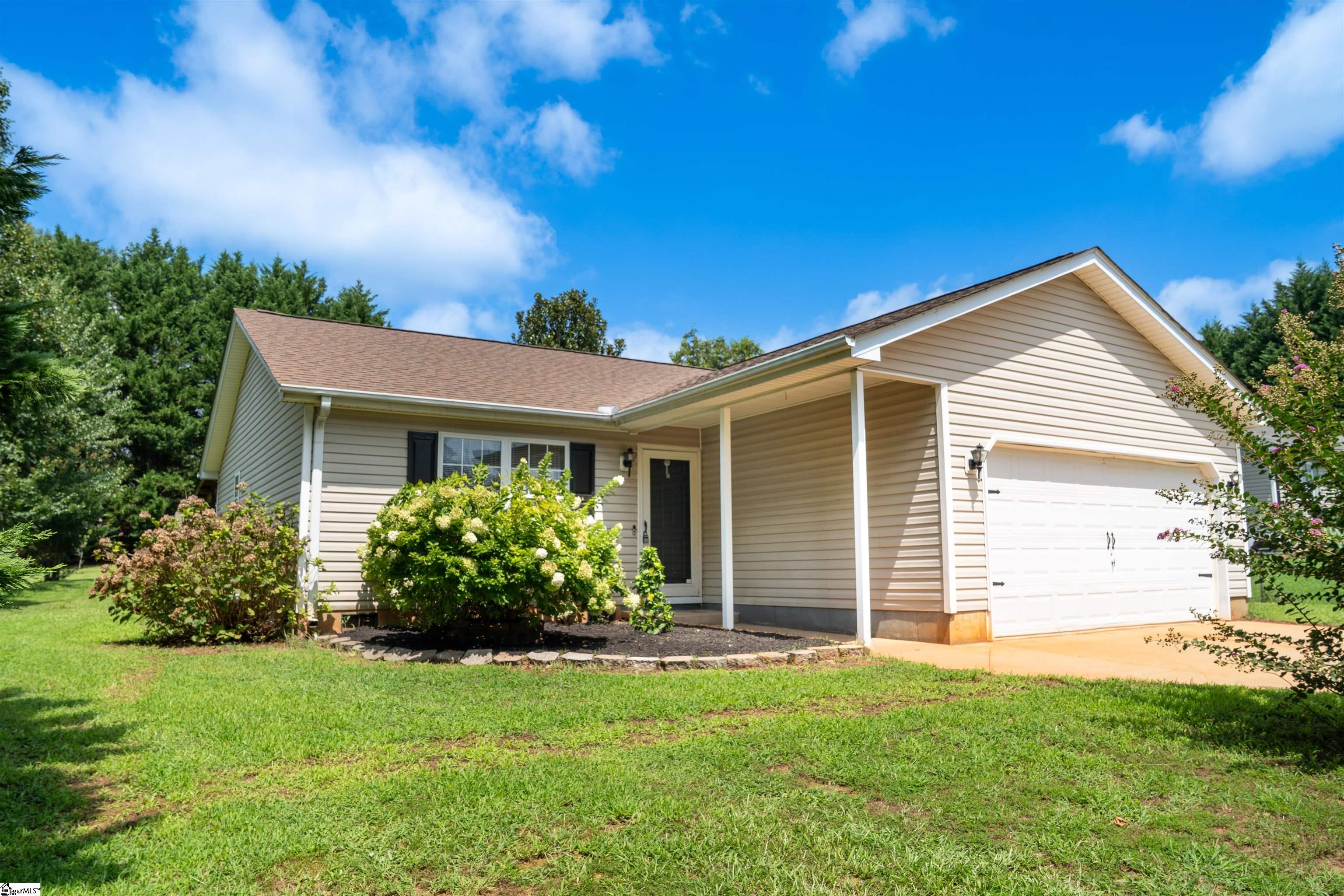 15 Becky Gibson Road Greer, SC 29651 - Photo 1 of 25
