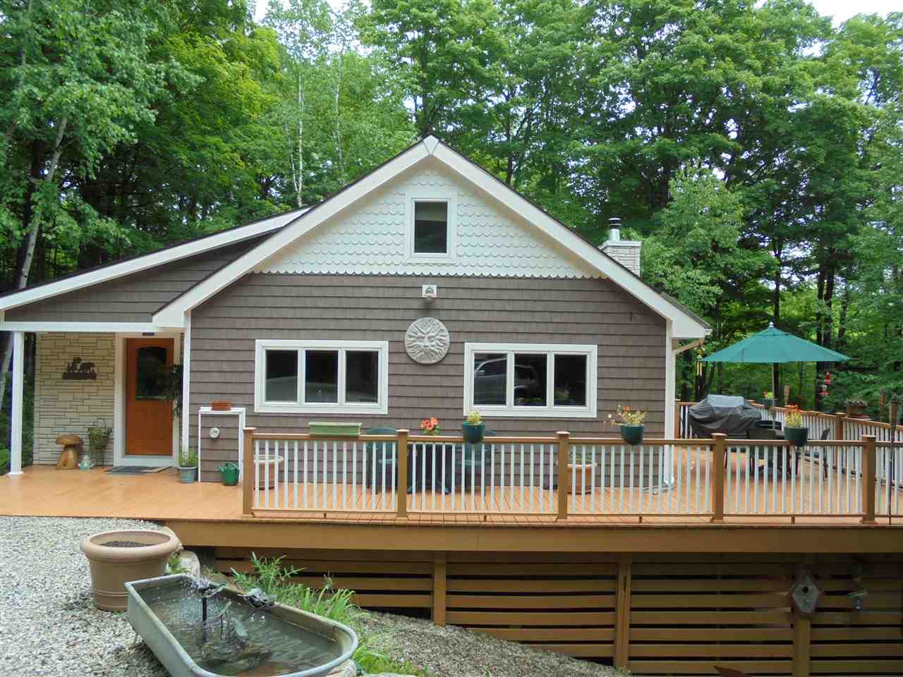 788 Lake Ninevah Road Mount Holly, VT 05758 - Photo 1 of 23
