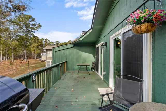 $274,900 | 18 C Hartwell Villas, Anderson, SC 29626