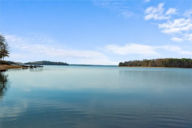 $274,900 | 18 C Hartwell Villas, Anderson, SC 29626