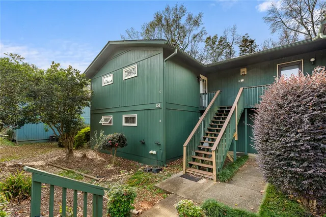 $274,900 | 18 C Hartwell Villas, Anderson, SC 29626