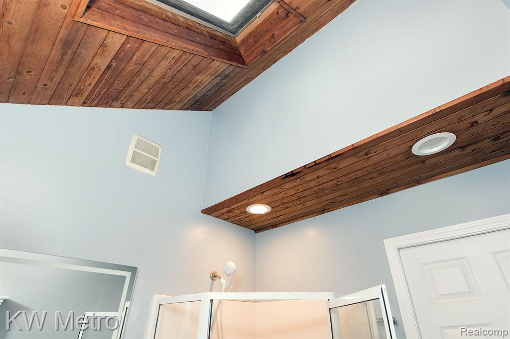 3462 Hazelton Avenue Rochester Hills, MI 48307 - Photo 34 of 44